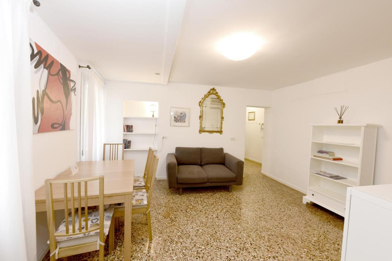 True 2 Bedrooms In The Heart Of Castello